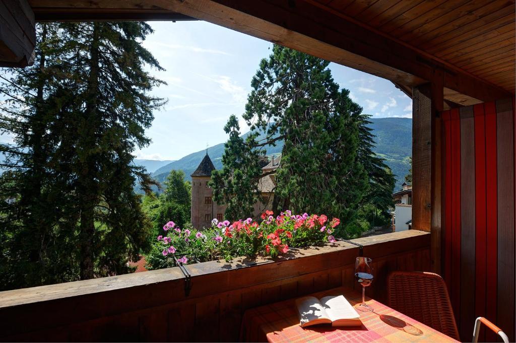 Apparthotel Taufenbrunn Parcines Ruang foto
